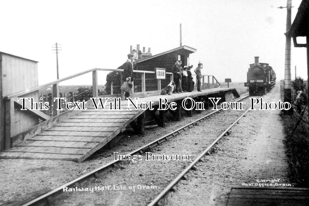 KE 3398 - Railway Halt, Isle Of Grain, Kent