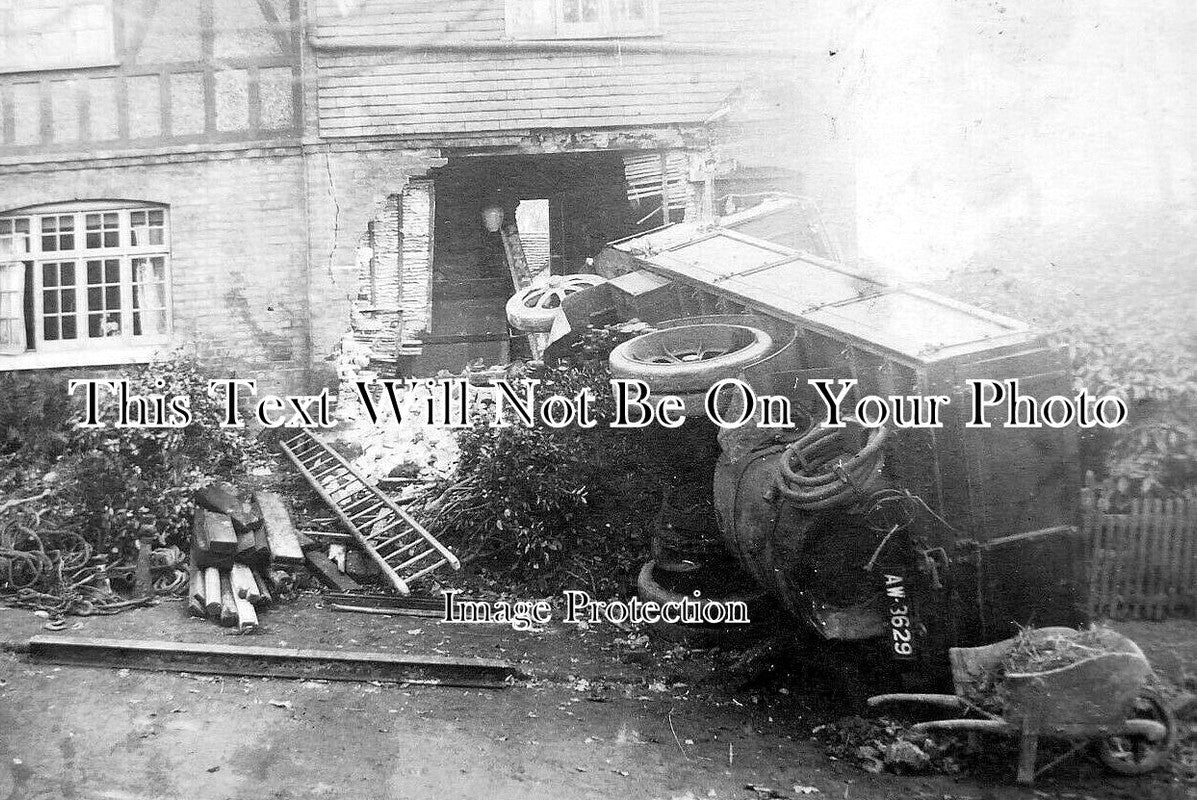 KE 3411 - Lorry Accident At Detling, Maidstone, Kent