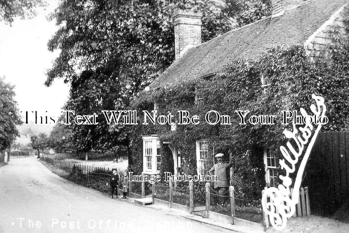 KE 3946 - The Post Office, Denton, Kent