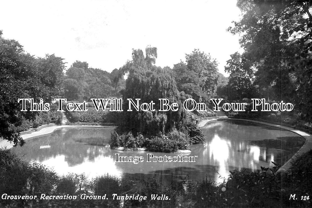 KE 3984 - Grosvenor Recreation Ground, Tunbridge Wells, Kent
