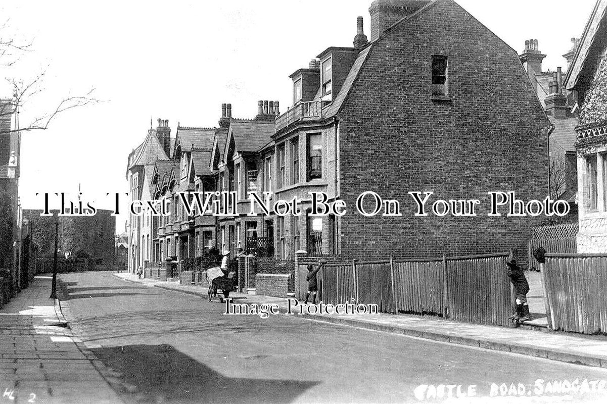 KE 3991 - Castle Road, Sandgate, Kent