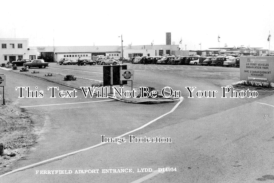 KE 4072 - Ferryfield Airport Entrance, Lydd, Kent