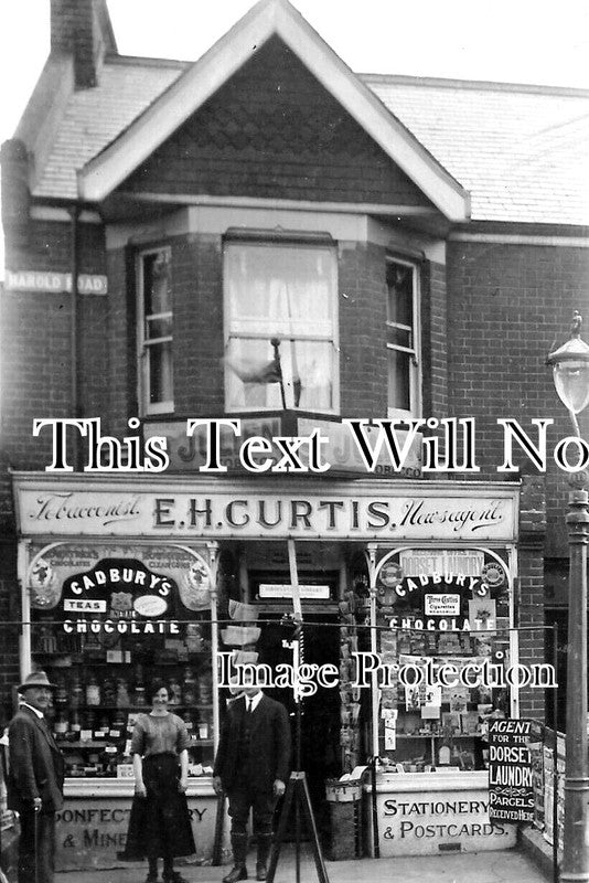 KE 4216 - E H Curtis Newsagent, Hastings, Kent