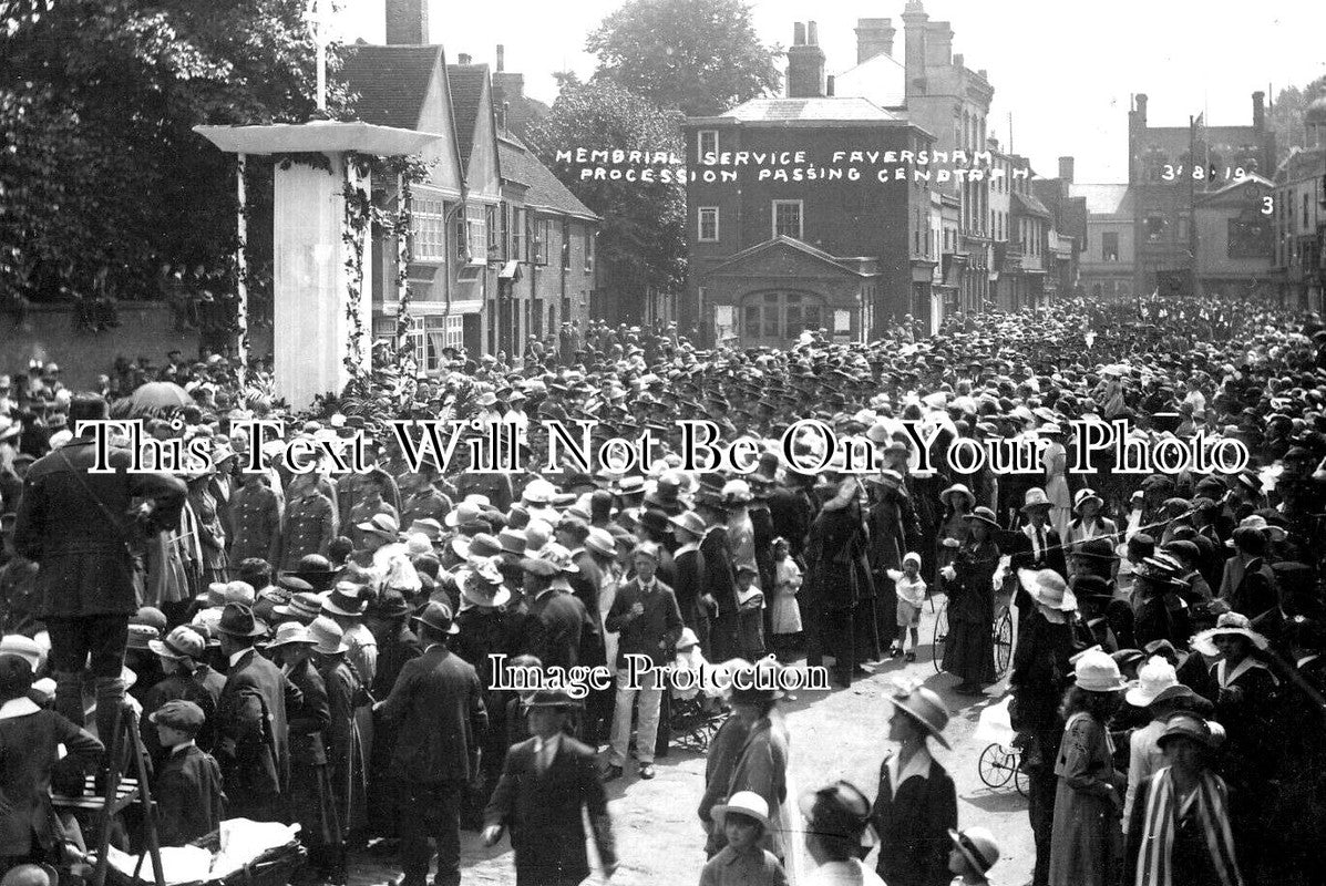 KE 4438 - Faversham Memorial Service, Cenotaph, Kent 1919