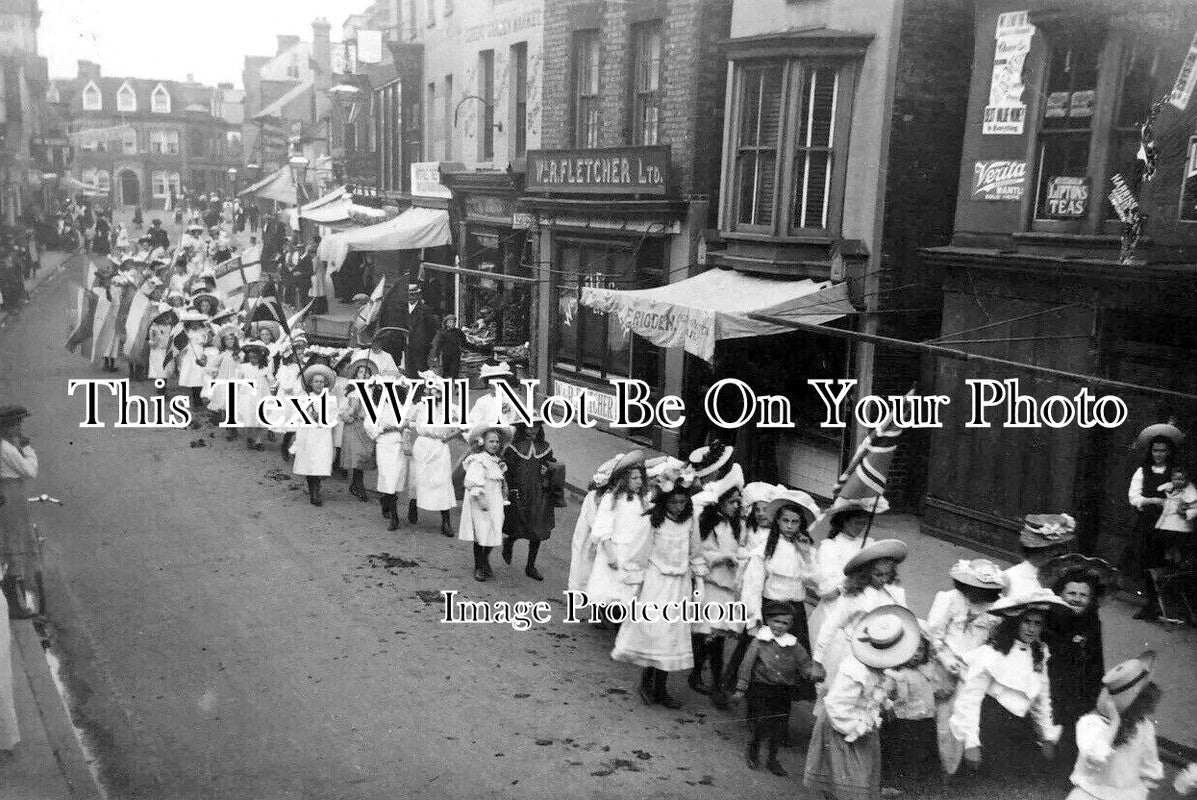 KE 4624 - High Street Procession, Whitstable, Kent c1911