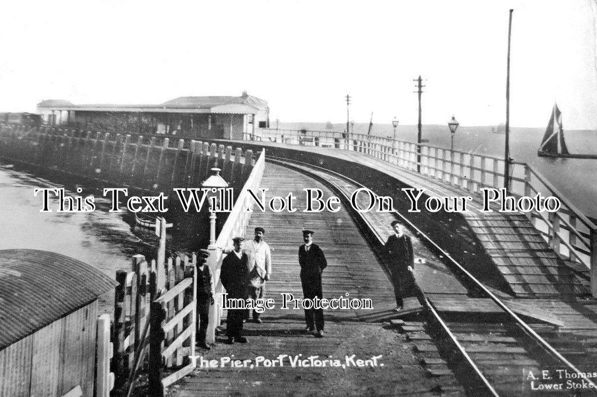 KE 4738 - The Pier, Port Victoria, Kent