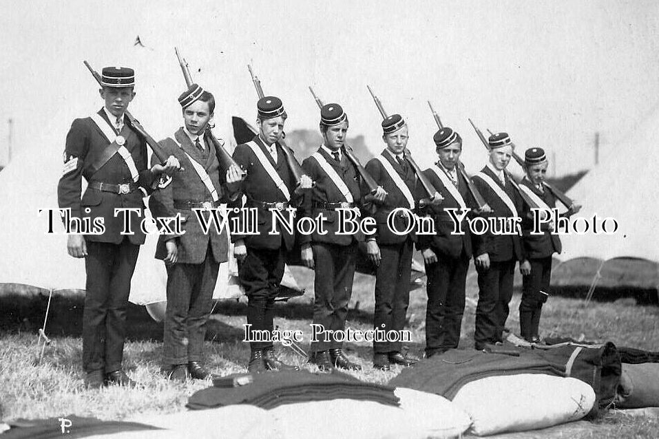 KE 5167 - Boys Brigade On Parade, Kent