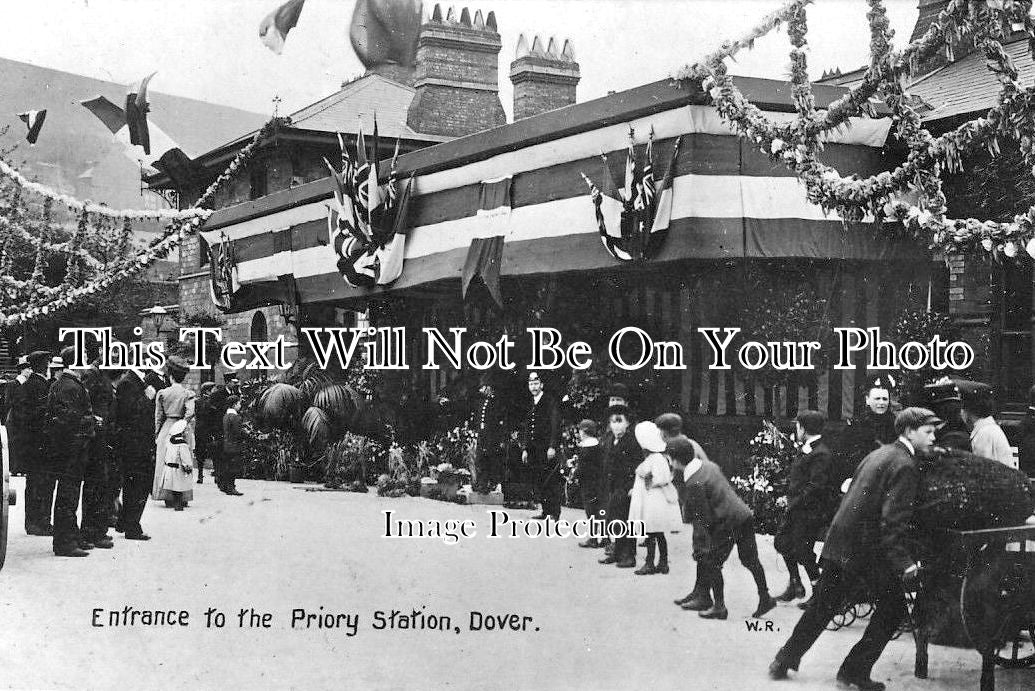 KE 523 - Entrance To The Priory Station, Dover, Kent