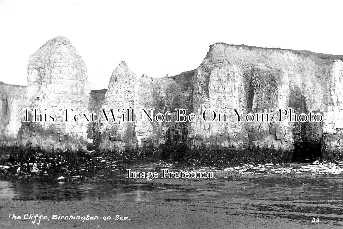 KE 5251 - The Cliffs, Birchington On Sea, Kent