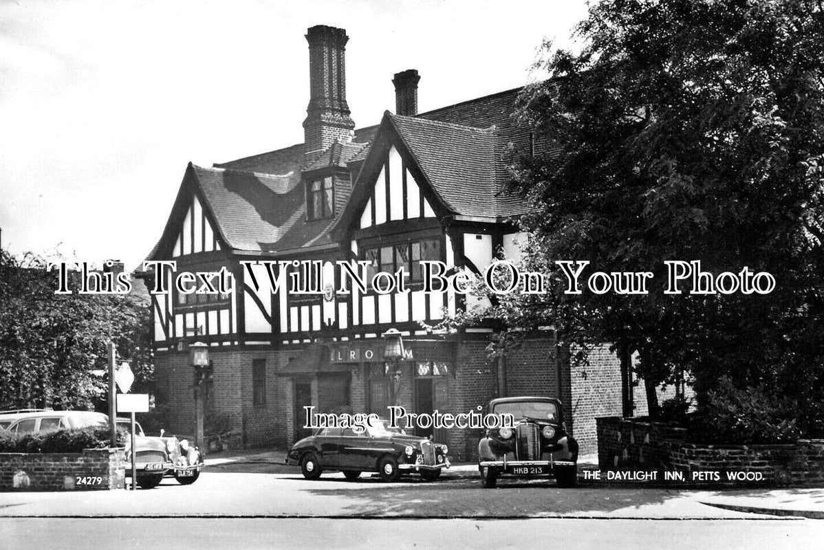 KE 5635 - The Daylight Inn Pub, Petts Wood, Kent
