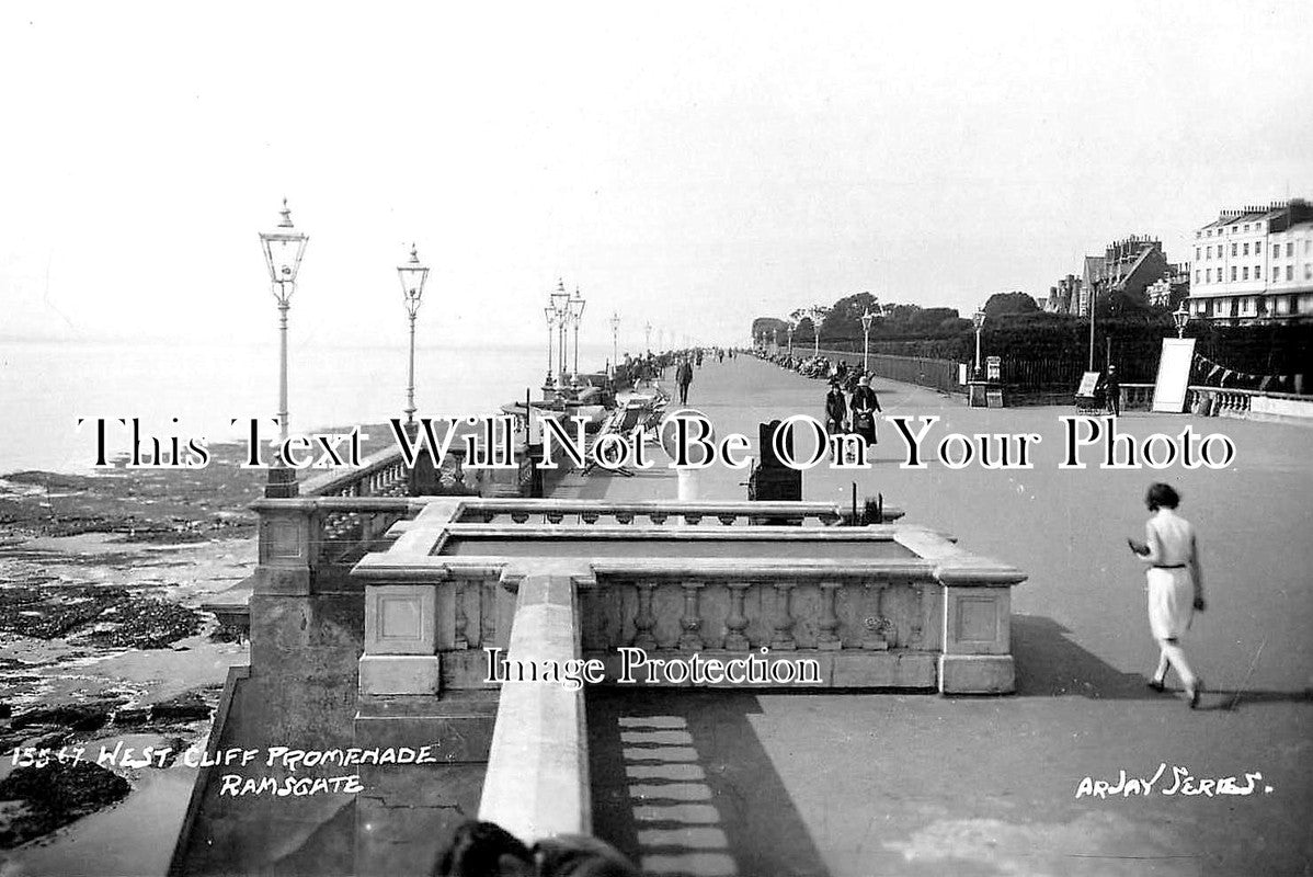 KE 5702 - West Cliff Promenade, Ramsgate, Kent