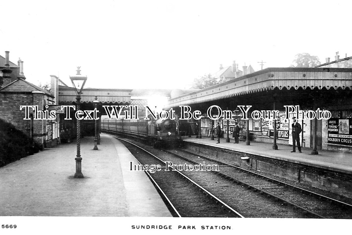 KE 5752 - Sundridge Park Railway Station, Kent