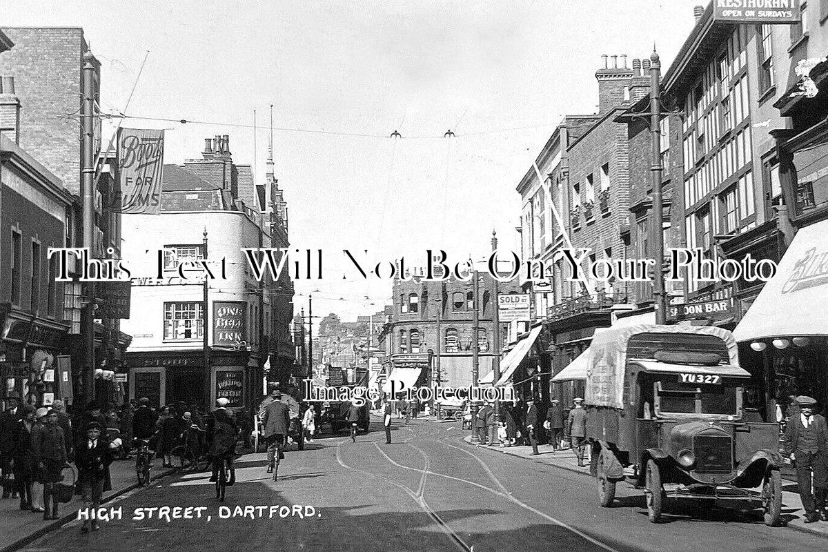 KE 5852 - High Street, Dartford, Kent