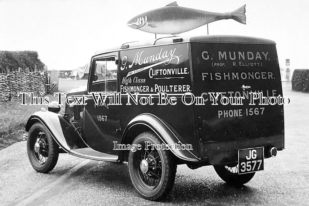 KE 5950 - G Munday Fishmonger Van, Cliftonville, Margate, Kent