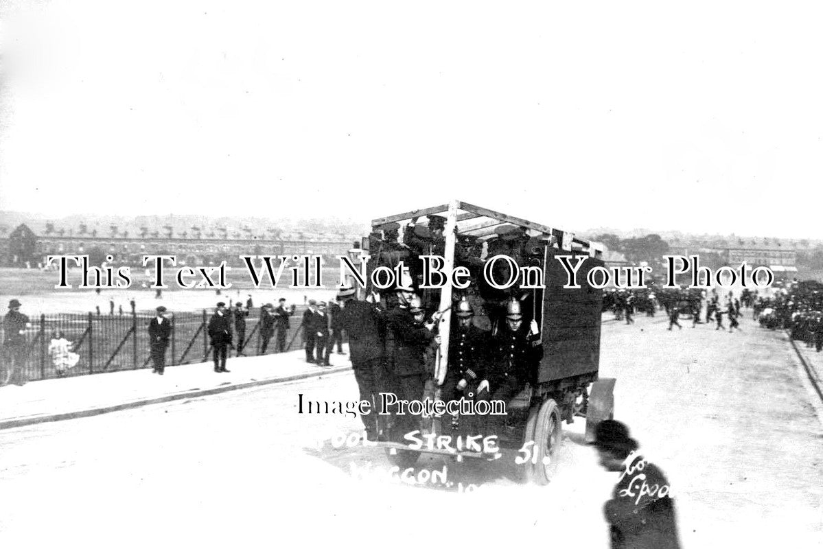 LA 2540 - Police Motor Wagon Loaded, Liverpool Strike, Lancashire 1911