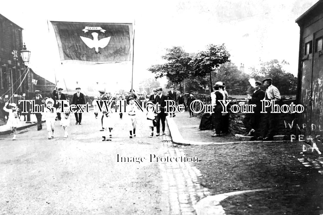 LA 2682 - Wardle Peace Day Walk St Johns Chruch, Lancashire 1919