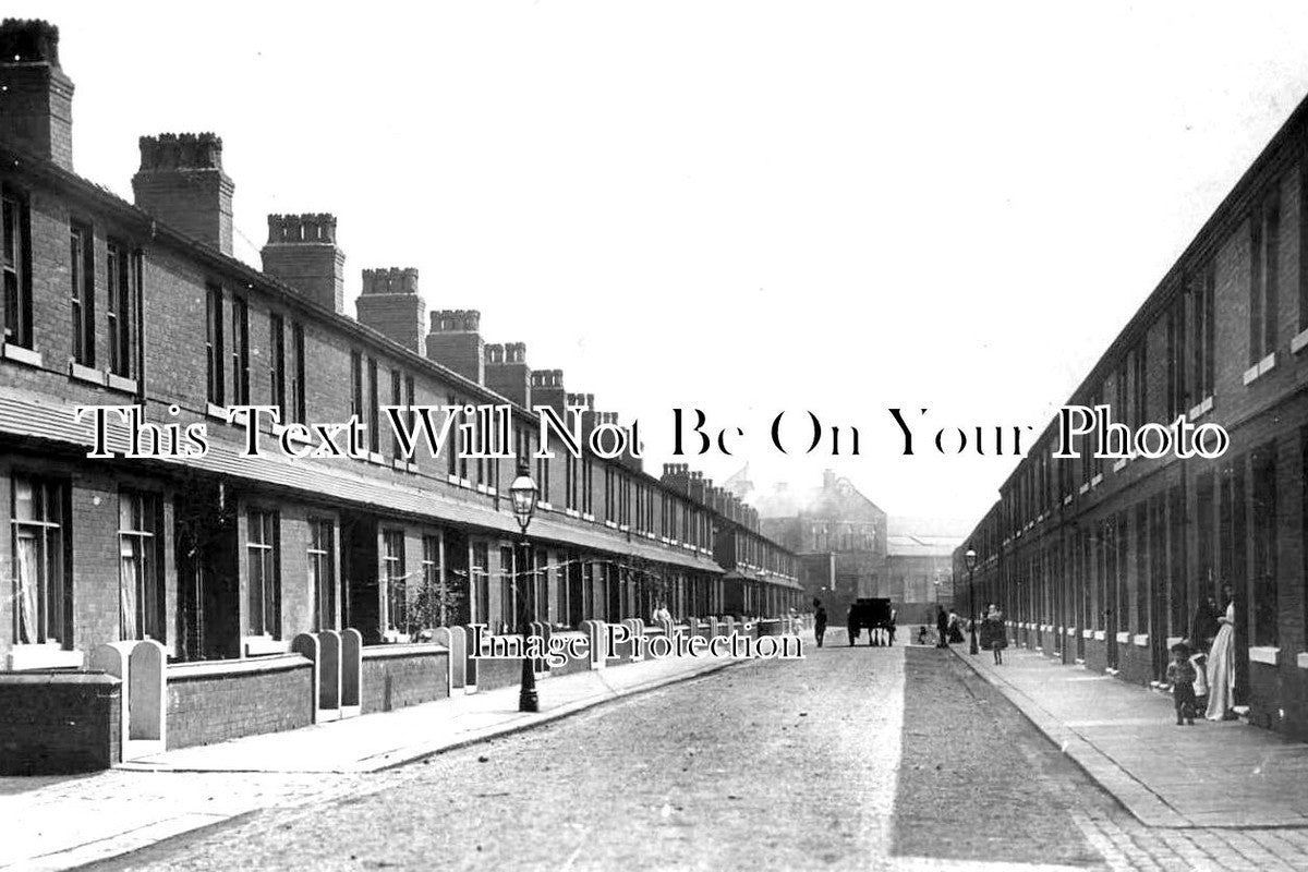 LA 3584 - Fifth Street, Trafford Park, Manchester, Lancashire