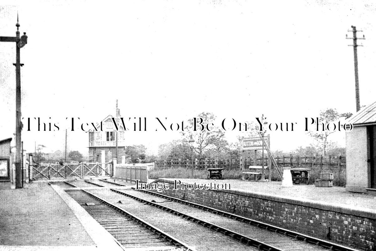 LA 3645 - Hutton With Howick Railway Station, Lancashire