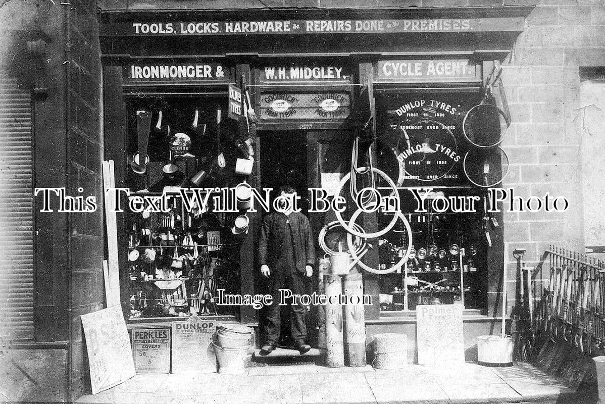 LA 4589 - WH Midgley Ironmonger, Trafford Road, Salford, Lancashire