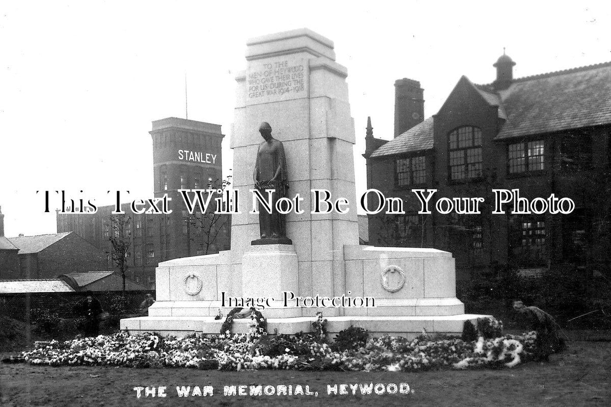 LA 4631 - The War Memorial, Heywood, Lancashire