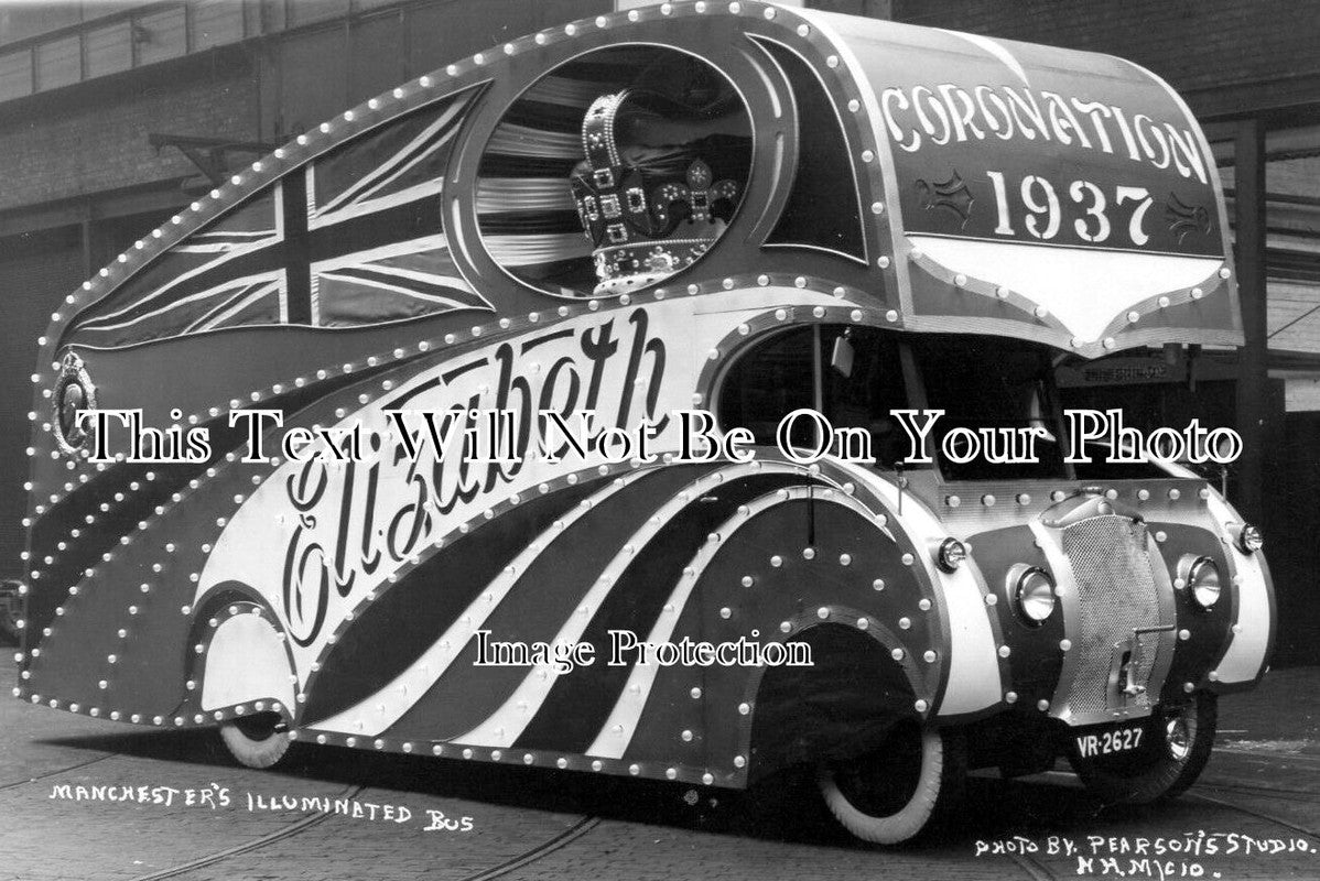 LA 5575 - Manchesters Illuminated Bus, 1937 Coronation, Lancashire