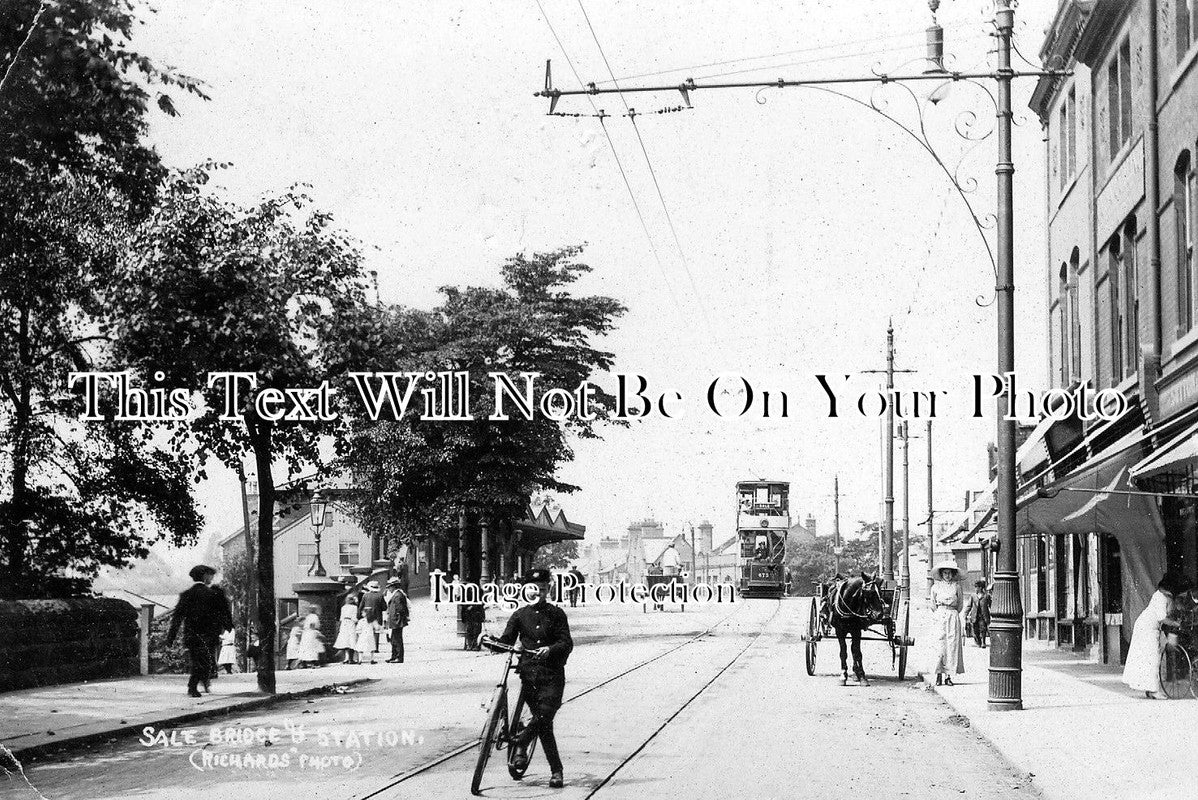 LA 792 - Sale Bridge & Railway Station, Lancashire