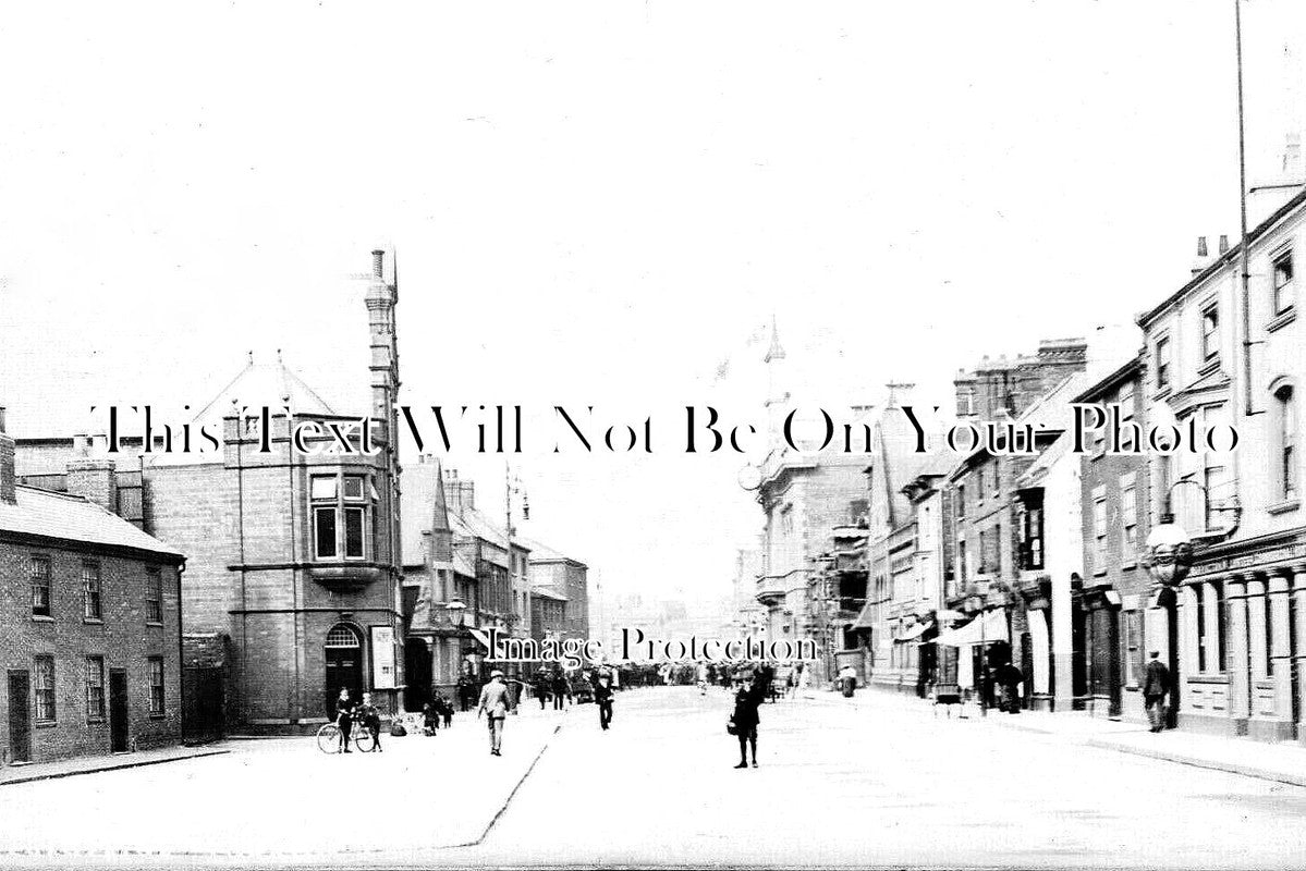 LC 1023 - Market Place & Town Hall, Loughborough, Leicestershire c1906