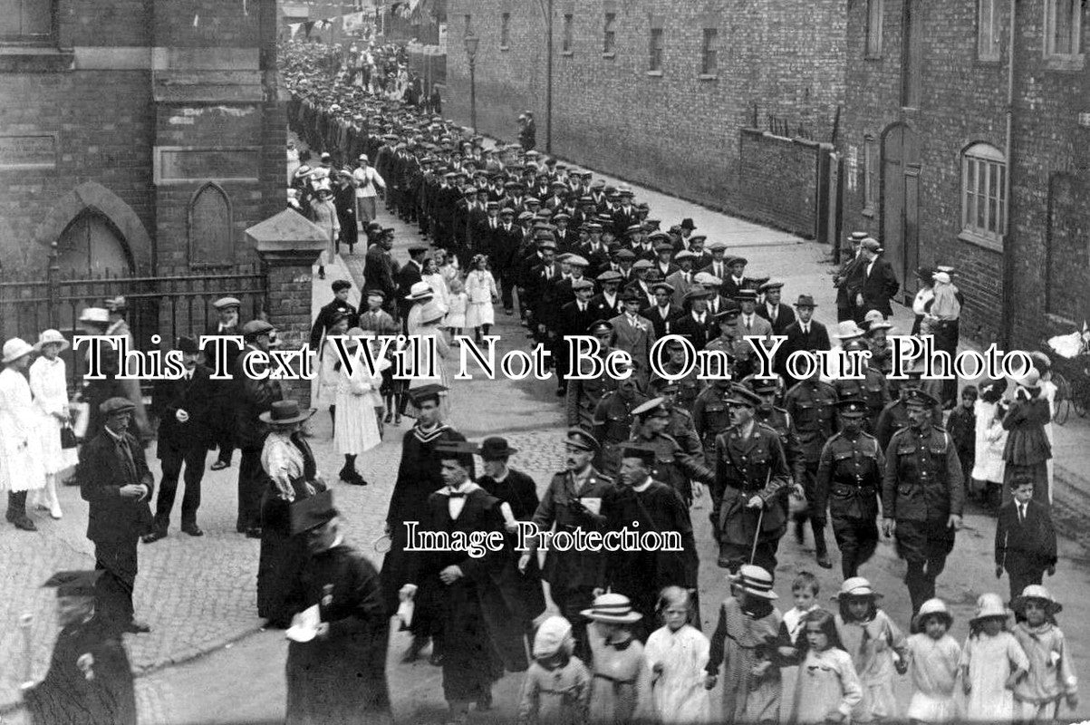LC 118 - WW1 Recruting Parade, Sage Cross St, Melton Mowbray, Leicestershire