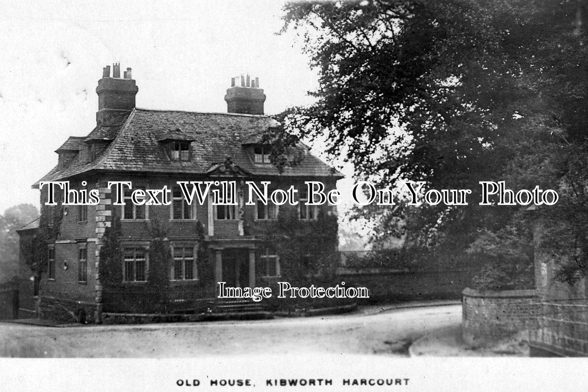 LC 451 - Old House, Kibworth Harcourt, Leicestershire c1922