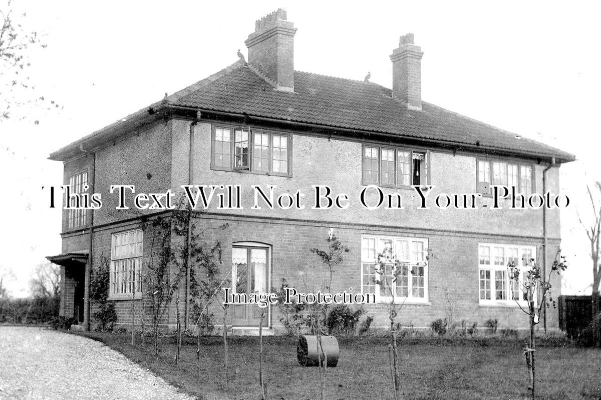 LC 585 - The Rectory, Mill Lane, Westerby, Smeeton, Leicestershire c1904