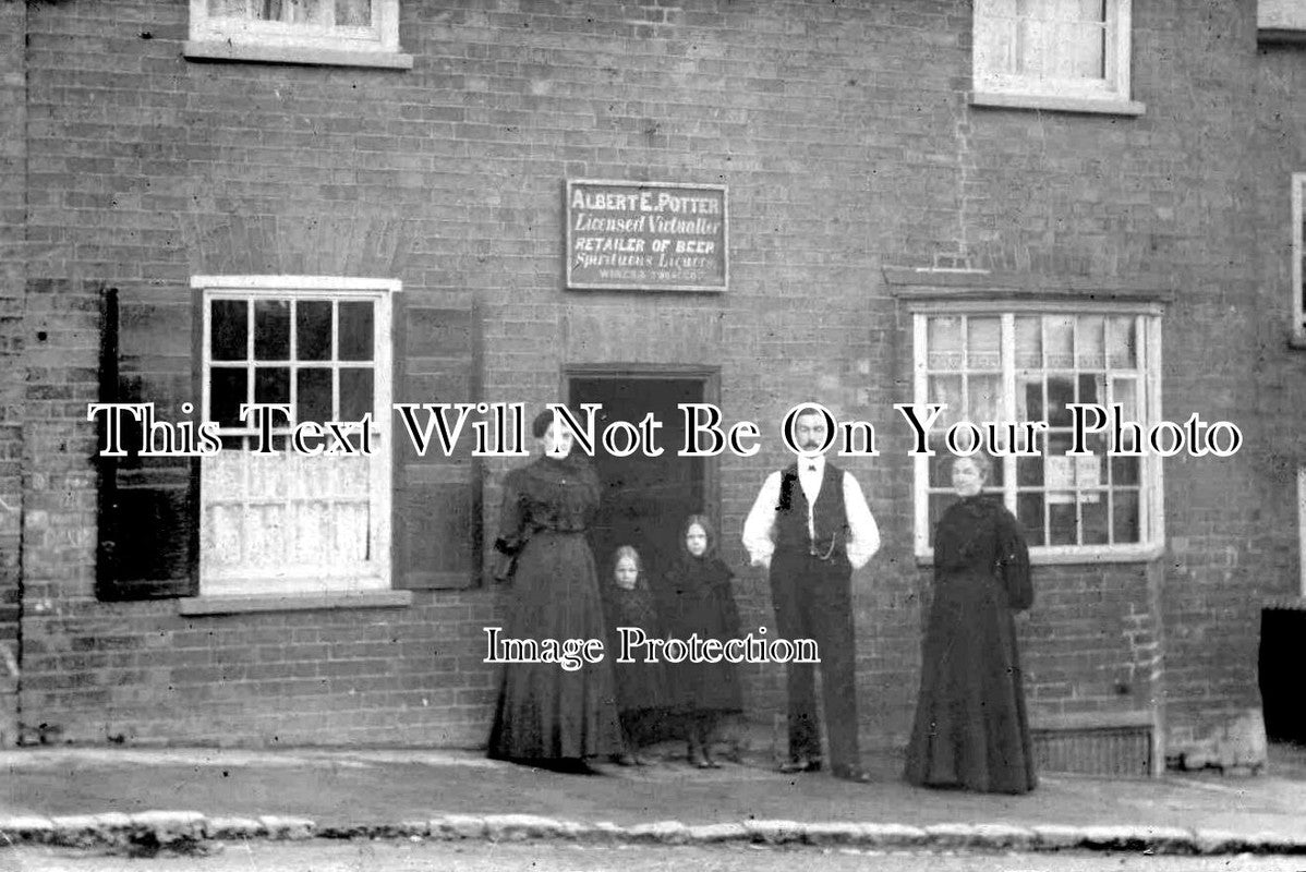 LC 879 - The Jolly Potters Pub, Castle Donington, Leicestershire