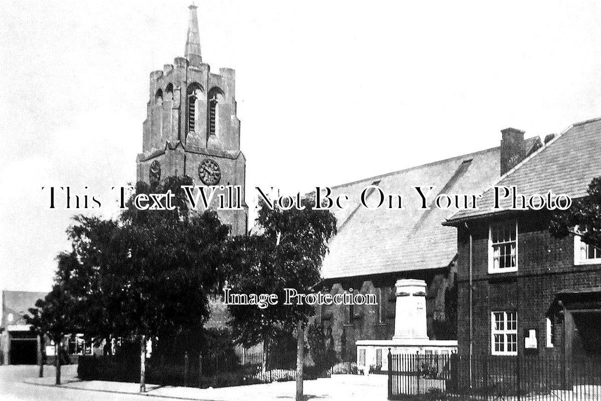 LC 902 - Church & Cenotaph, South Wigston, Leicestershire c1929