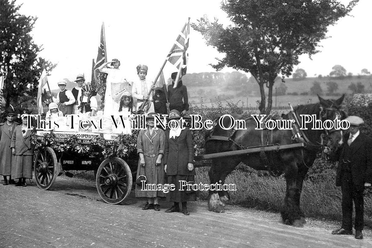 LI 1400 - Lincoln Cooperative Society Float, Lincolnshire