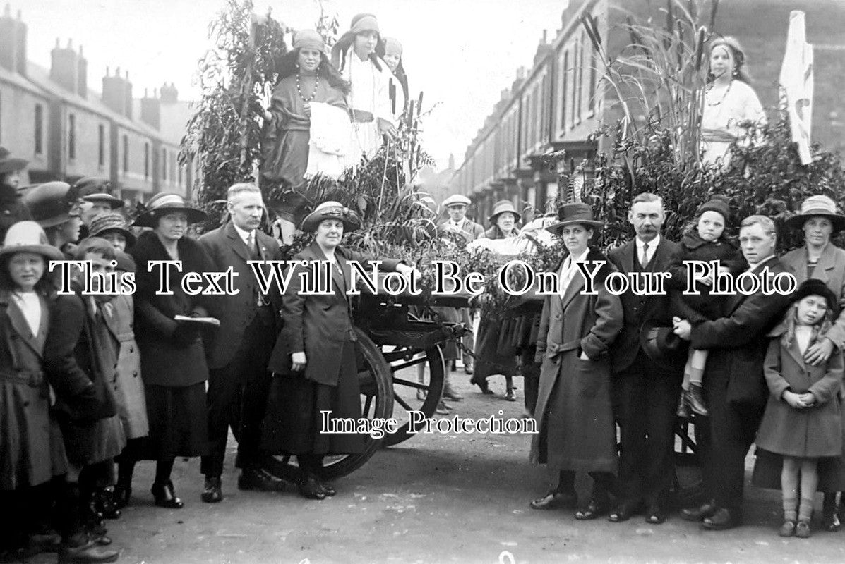 LI 1421 - British Legion Carnival, Gainsborough, Lincolnshire 1923