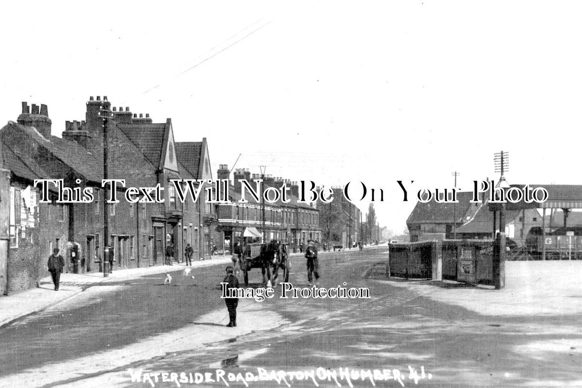 LI 1476 - Waterside Road, Barton On Humber, Lincolnshire