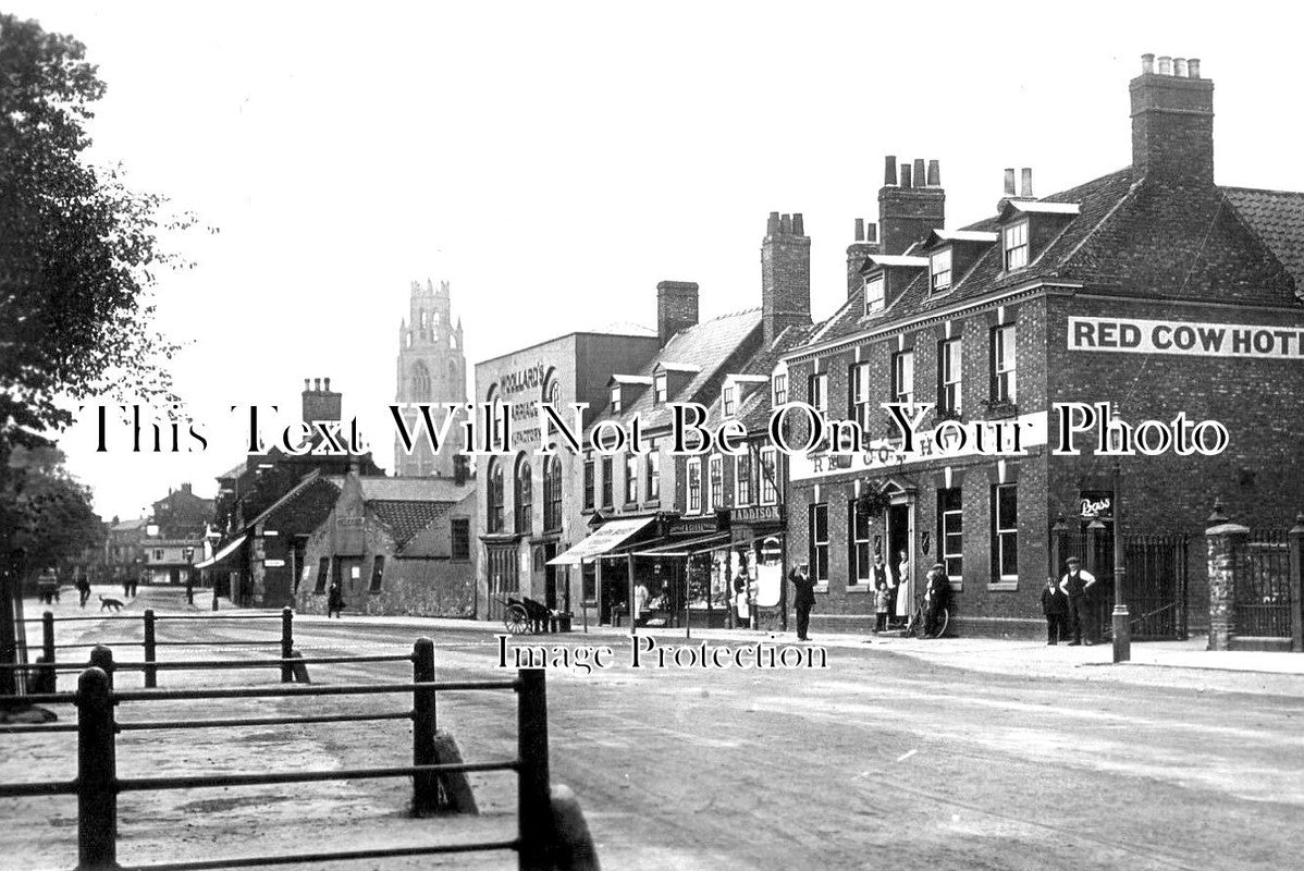 LI 1575 - The Red Cow Hotel, Wide Bargate, Boston, Lincolnshire c1914