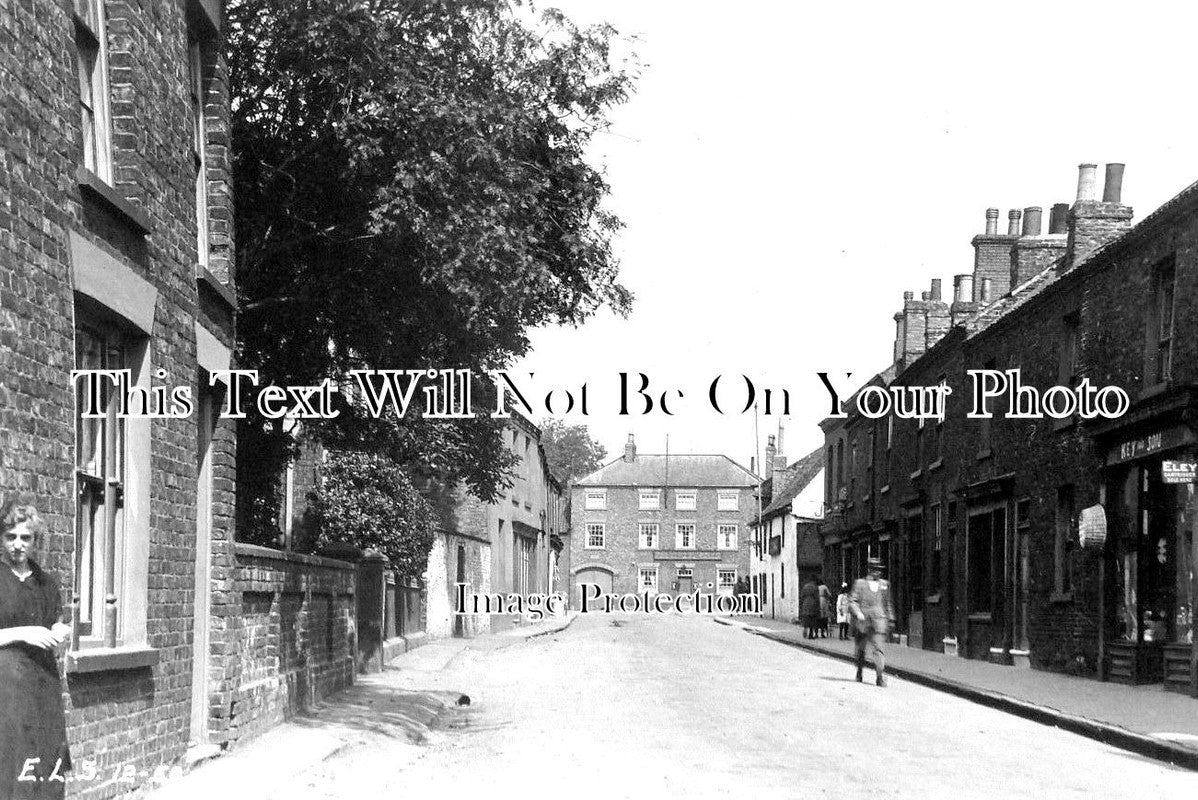 LI 1628 - High Street, Crowle, Lincolnshire