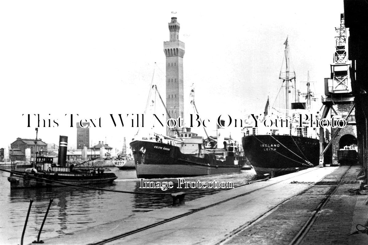 LI 1654 - Grimsby Royal Dock, Lincolnshire
