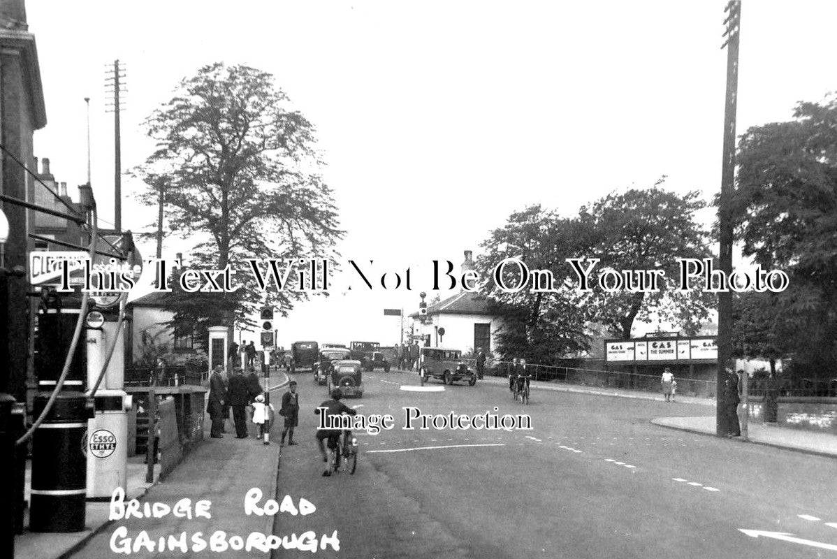 LI 1687 - Bridge Road, Gainsborough, Lincolnshire c1935