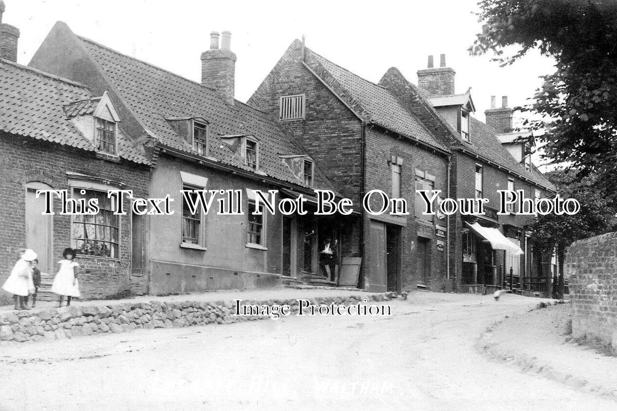 LI 1786 - Ludgate Hill, Waltham, Lincolnshire
