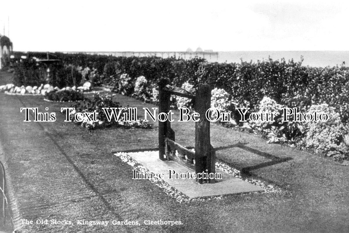 LI 1818 - Old Stocks, Kingsway Gardens, Cleethorpes, Lincolnshire c1927