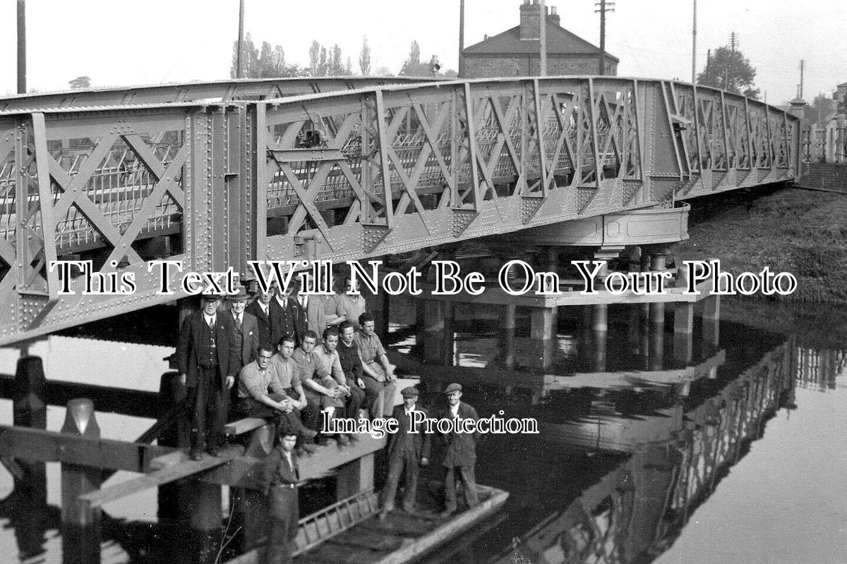 LI 1866 - Kirkstead Swing Bridge, Lincolnshire