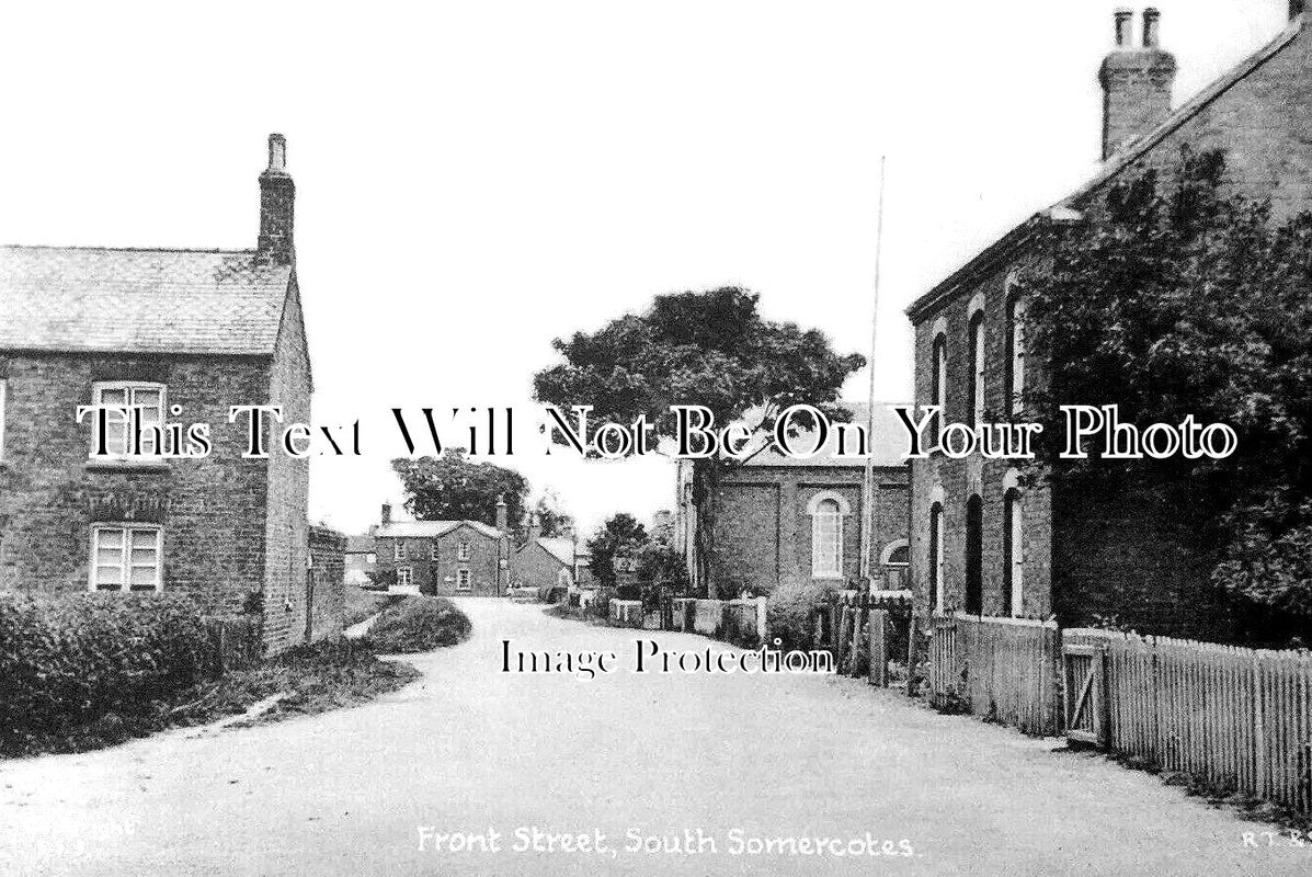 LI 1903 - Front Street, South Somercotes, Lincolnshire c1939