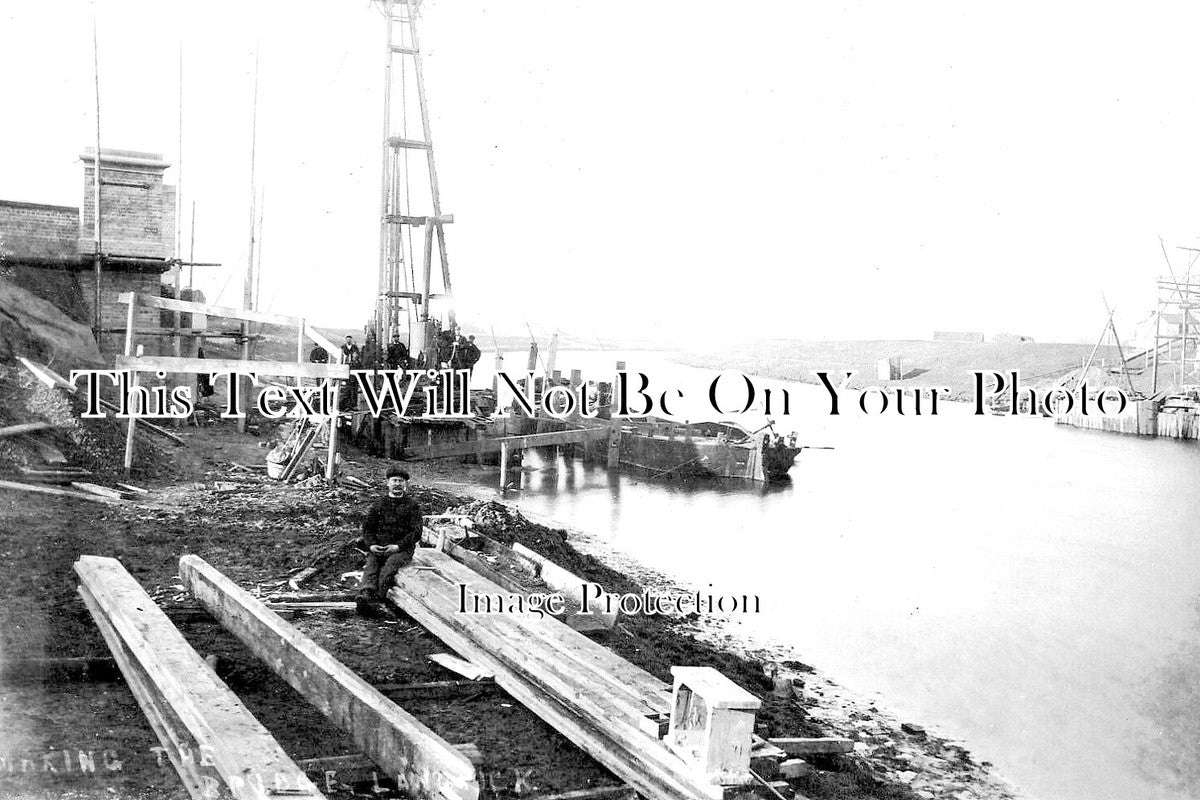 LI 1992 - Making The Bridge, Langrick, Lincolnshire c1910