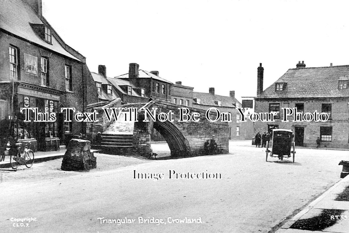 LI 2469 - Triangular Bridge, Crowland, Lincolnshire c1920