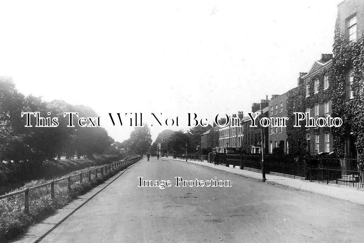 LI 2470 - Welland Terrace, London Road, Spalding, Lincolnshire