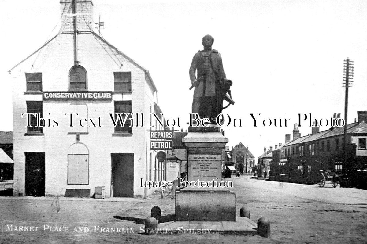 LI 2663 - Market Place & Franklin Statue, Spilsby, Lincolnshire