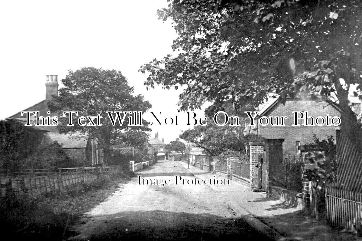 LI 2667 - Admiralty Road, Mablethorpe, Lincolnshire c1910