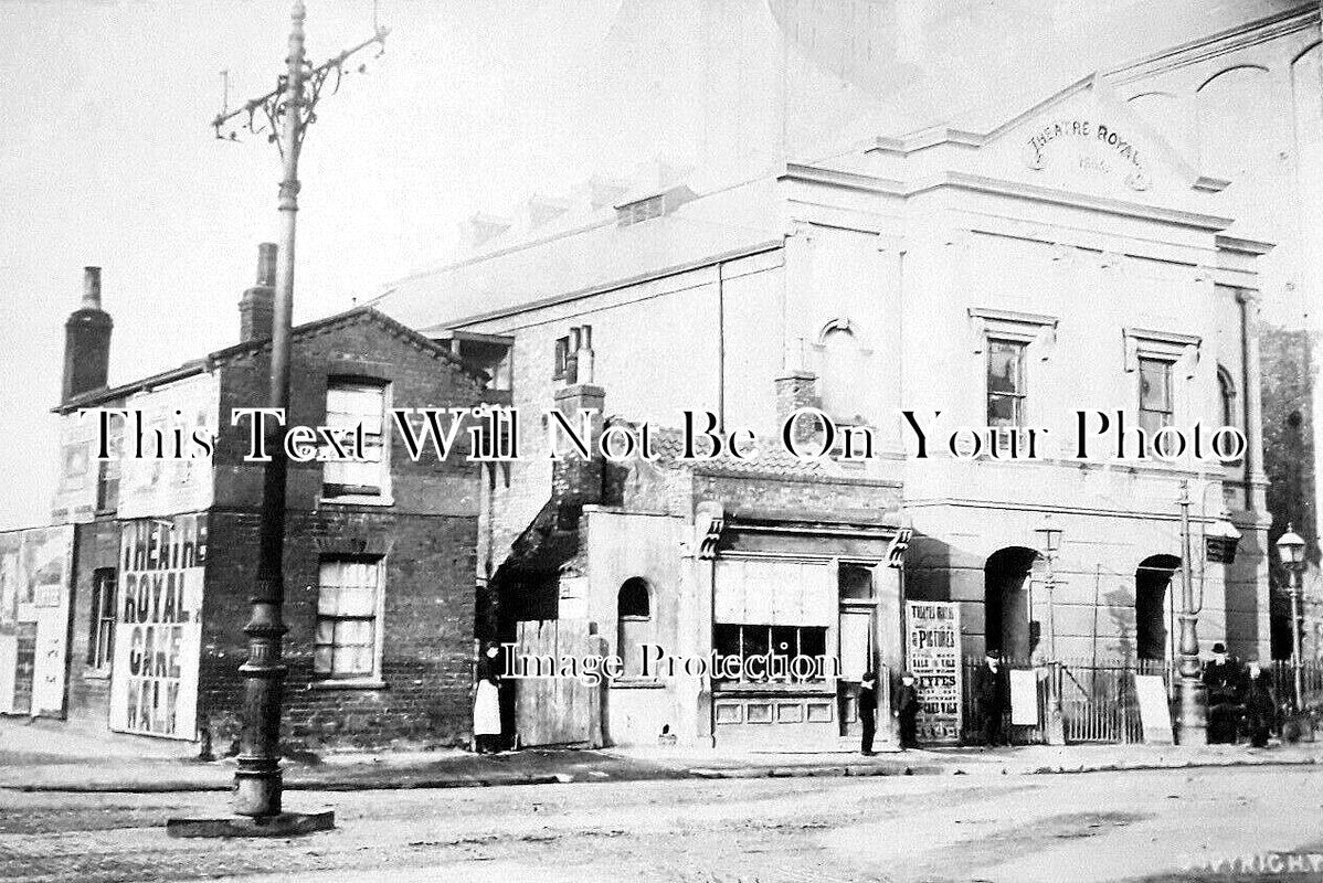LI 2748 - Theatre Royal, Grimsby, Lincolnshire c1898