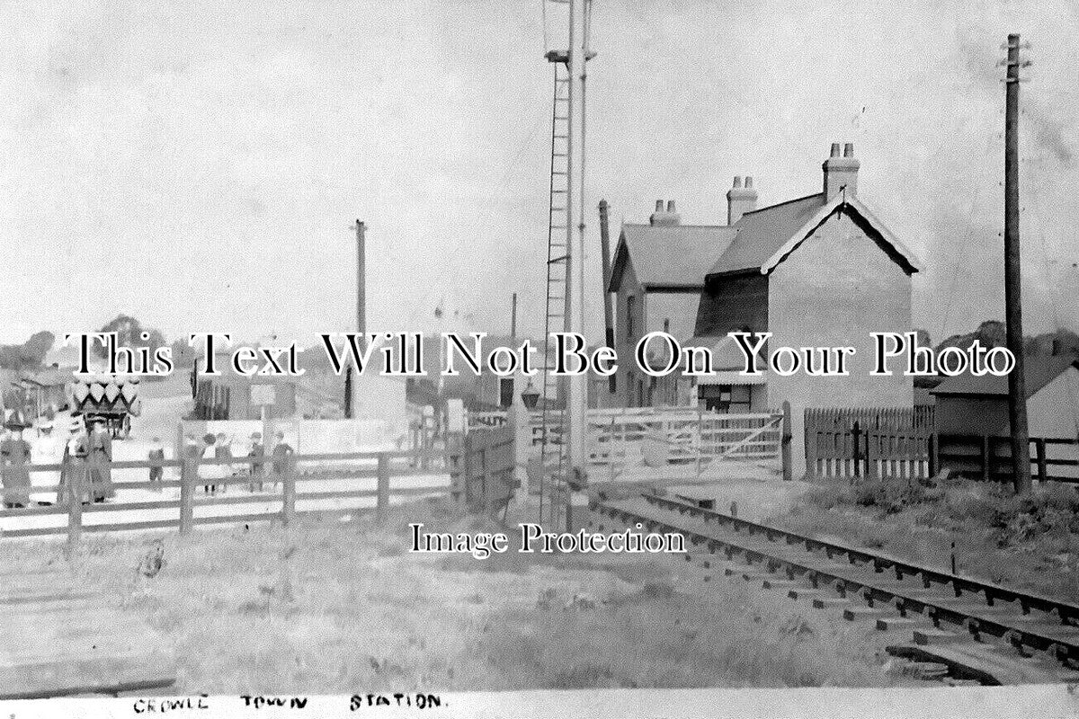 LI 3105 - Crowle Railway Station, Lincolnshire c1900